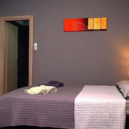 New Seafront Studio Guest House อานาวีซอส ภายนอก รูปภาพ