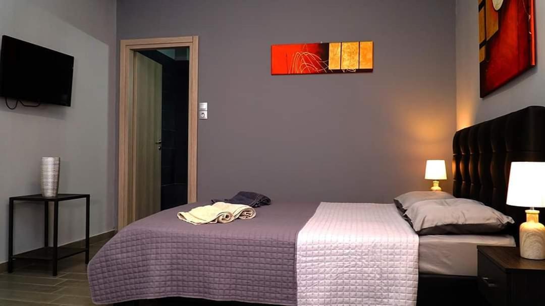 New Seafront Studio Guest House อานาวีซอส ภายนอก รูปภาพ
